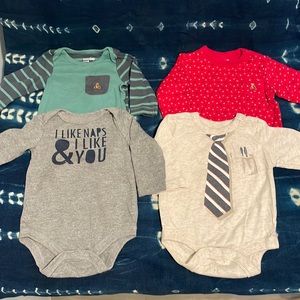 🌻5 for $25🌻 0-3 Month Long Sleeve Onsie Bundle